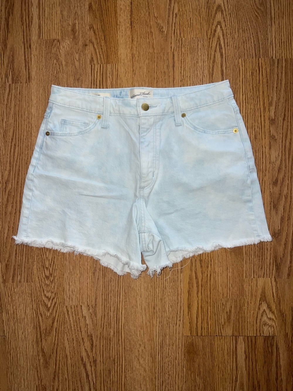 Universal Thread Jean Shorts - Picture 1 of 3